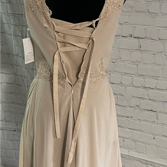 Mother of the Bride Dress - Picture 3 of 4